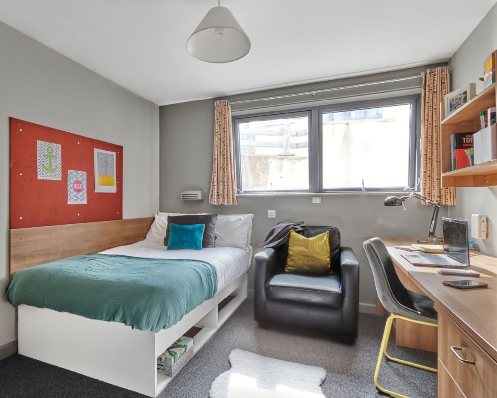  Classic One Bed Flat  -  The Northfield  - Gallery -  1