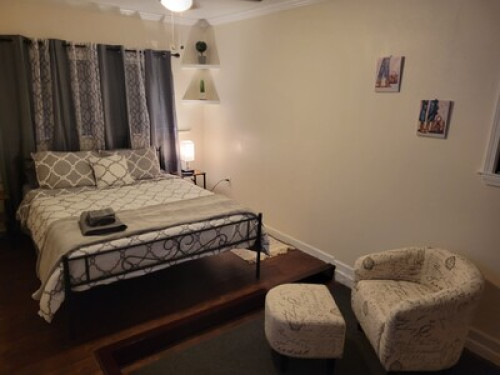 Large Spacious Furnished Bedroom  - Gallery - 3