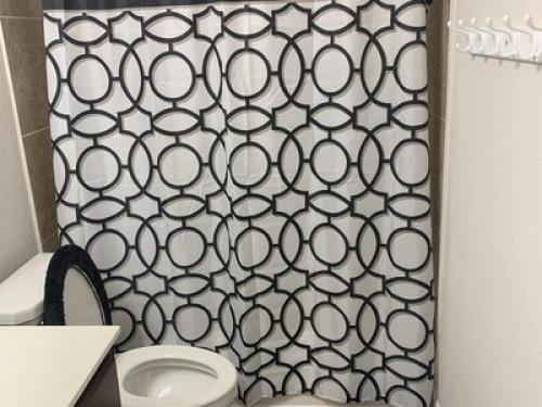 Room for Rent in a Quiet Neighborh