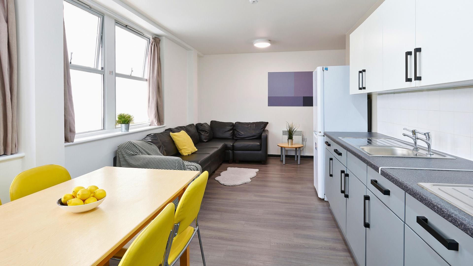 Basic En-Suite - 3