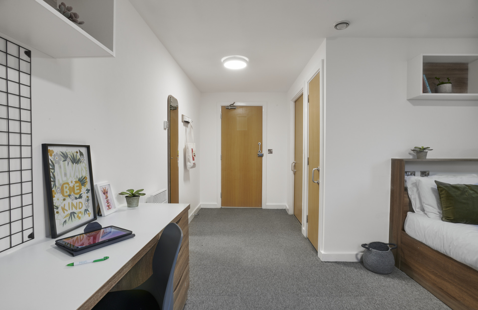  Premium En Suite  -  Sky Blue Point  - Gallery -  4