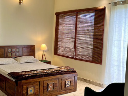 Vara Homestay hosted by Meena Yoga - Gallery - 17