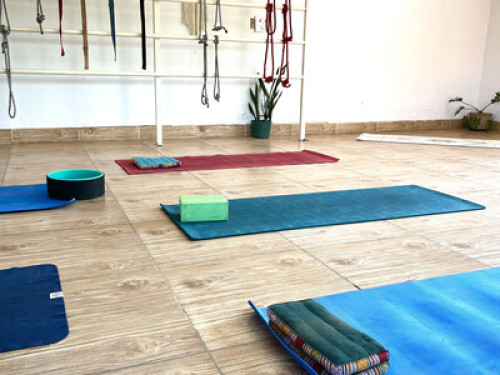 Vara Homestay hosted by Meena Yoga - Gallery - 14