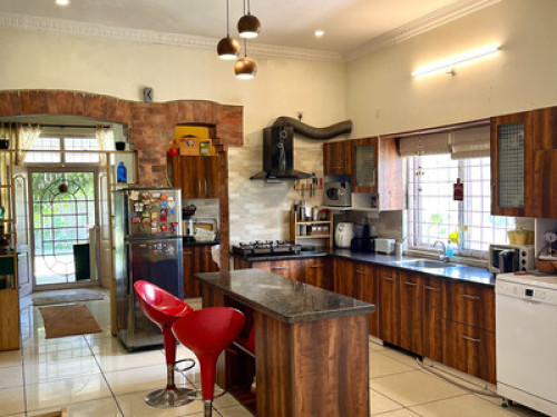 Vara Homestay hosted by Meena Yoga - Gallery - 18
