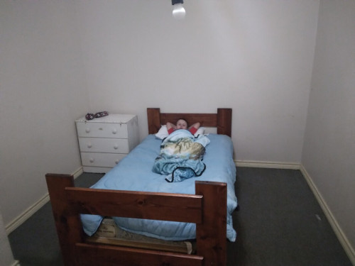 Cozy comfy room come sleep with us - Gallery - 2