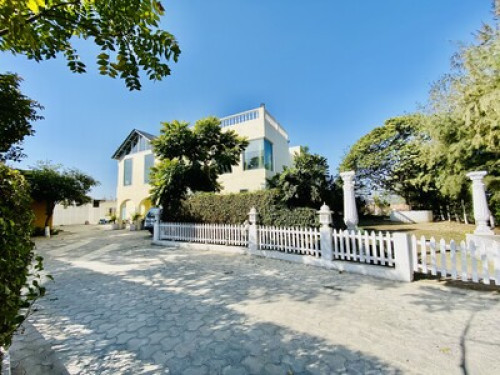 Spring Gardens & Farmstay 