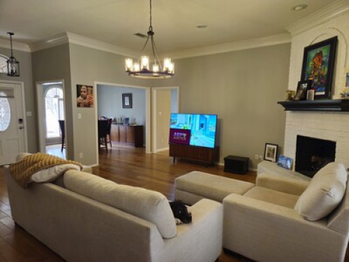 Central Midland Cozy Retreat - Gallery - 3