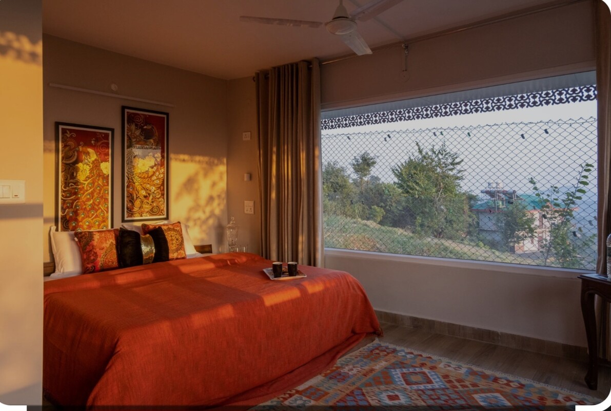 MOONSHINE(Single Bed) - 1