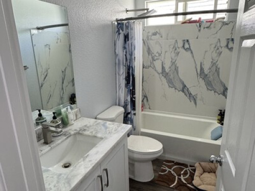 Beautiful Furnished Room 
