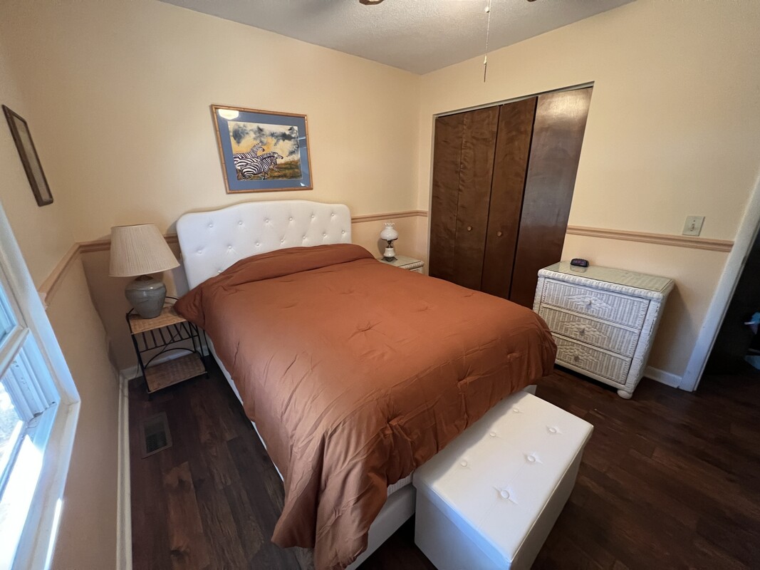 Guest Bedroom(Full Room) - 1
