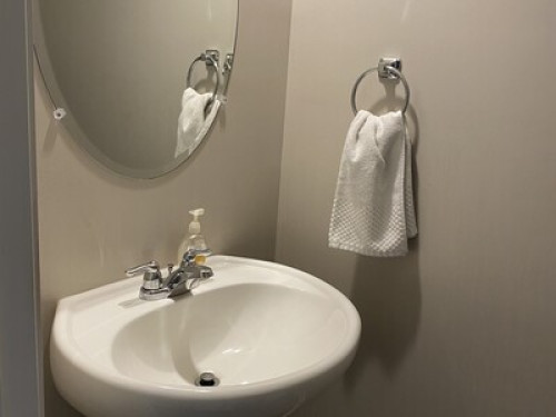 Home Away From Home Professionals - Gallery - 13