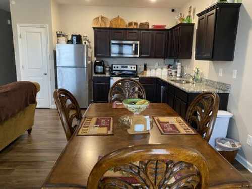 Home Away From Home Professionals - Gallery - 8
