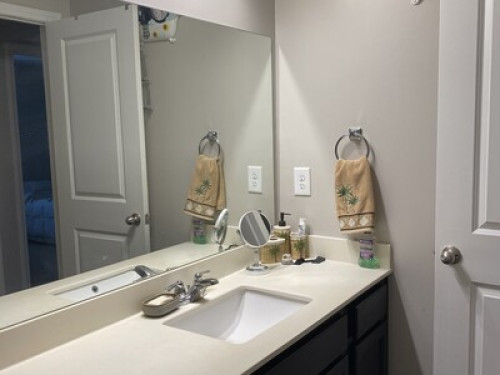 Home Away From Home Professionals - Gallery - 12