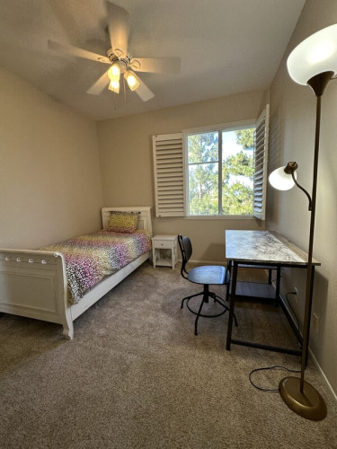 d49a4fab2c4cf3f1ff9657eb8aaec781.jpg