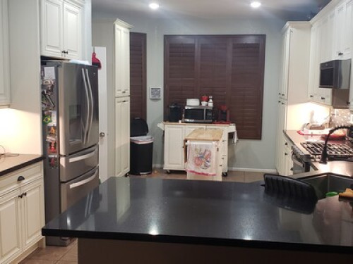 We have 2 rooms available at moment - Gallery - 4