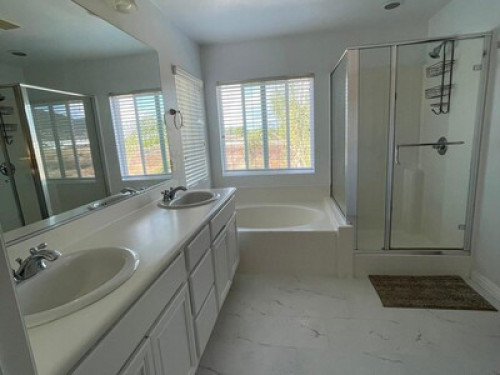 MASTER Room for RENT single couple  - Gallery - 22