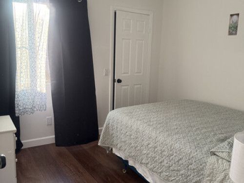MASTER Room for RENT single couple  - Gallery - 5