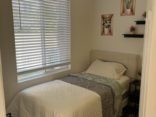 MASTER Room for RENT single couple  - Gallery - 3