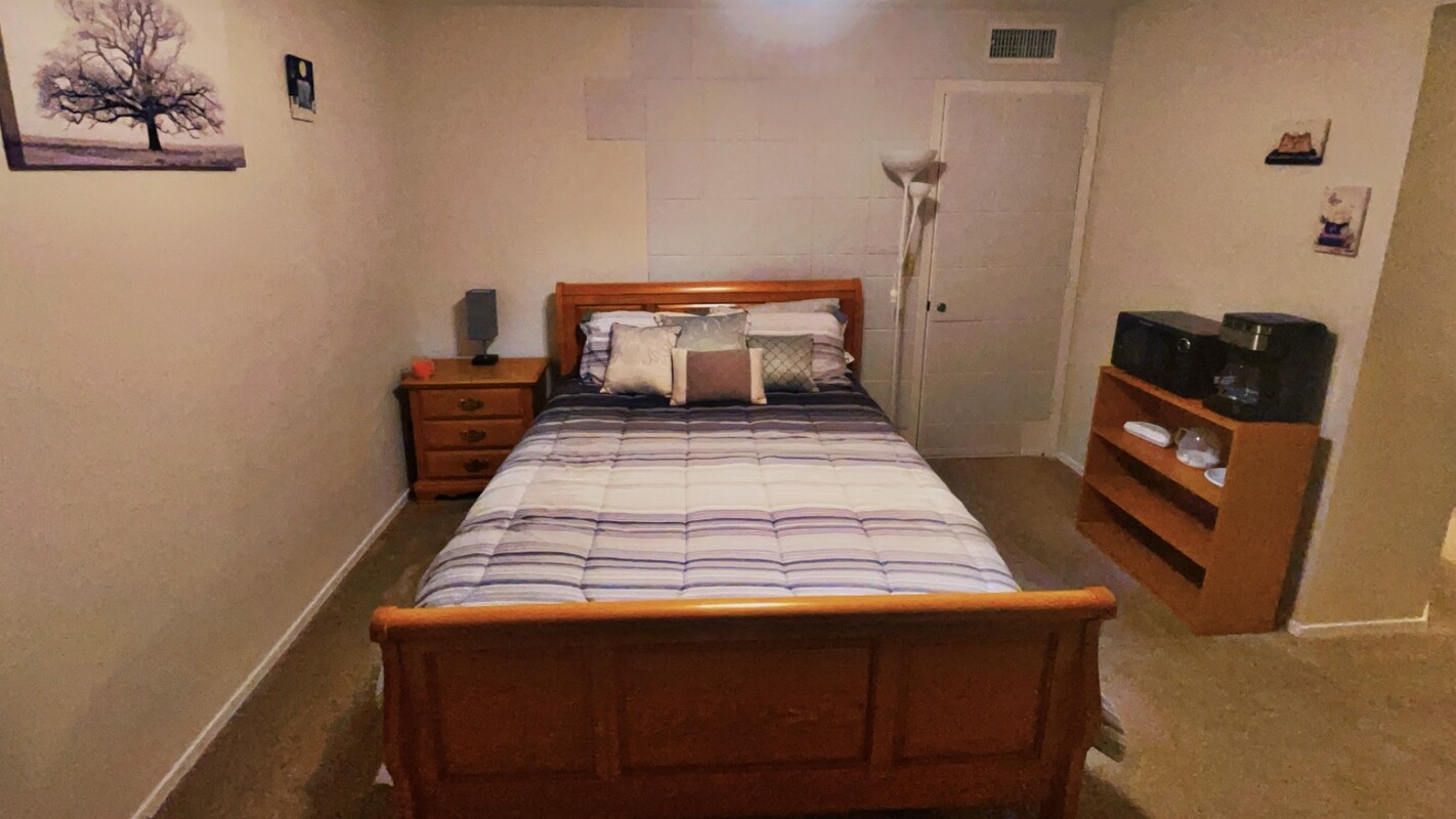 Master Bedroom (Full Room) - 1