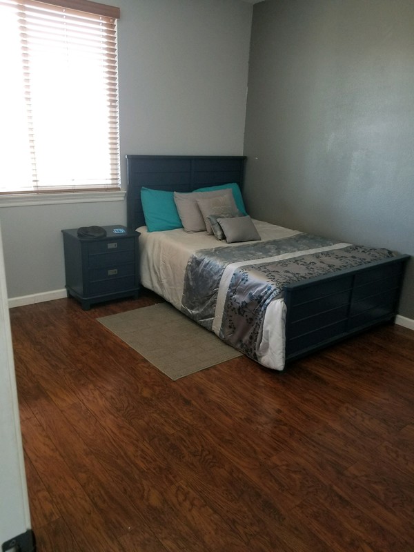 Upstairs Bedroom / Loft(Single Bed) - 1