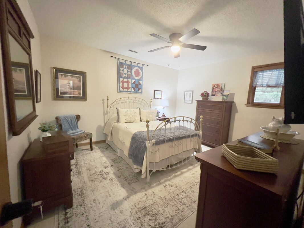 Low Country Bedroom (Full Room) - 1