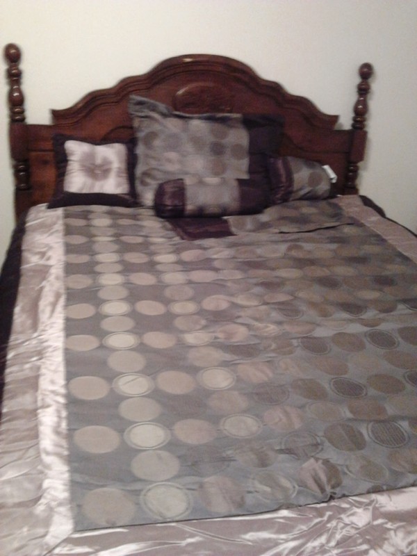 Room 1/ Bedroom (Full Room) - 1