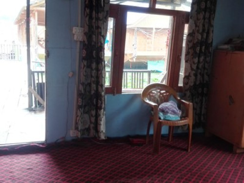home stay mapel valley kashmir