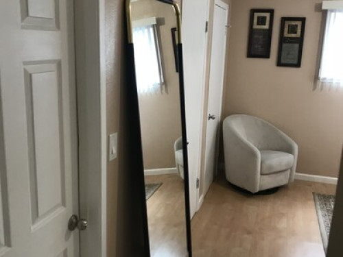 Cozy Room with Private Bathroom  - Gallery - 6