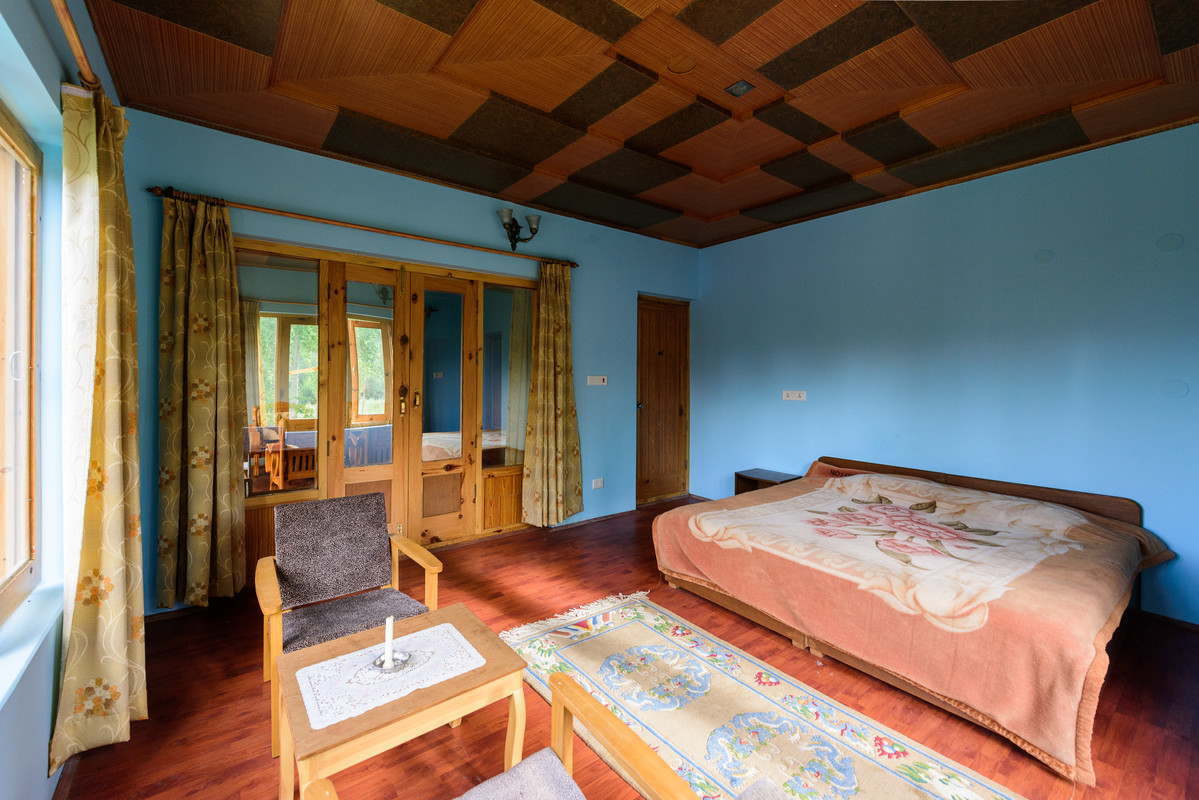 Double Room With Share Bathroom(Full Room) - 1