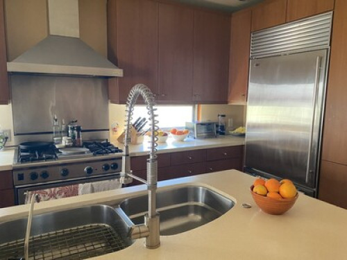 Quiet Oasis in Safe Glendale  - Gallery - 5