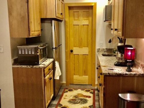 Bumble Bee Cabin at Settlement Cove - Gallery - 5