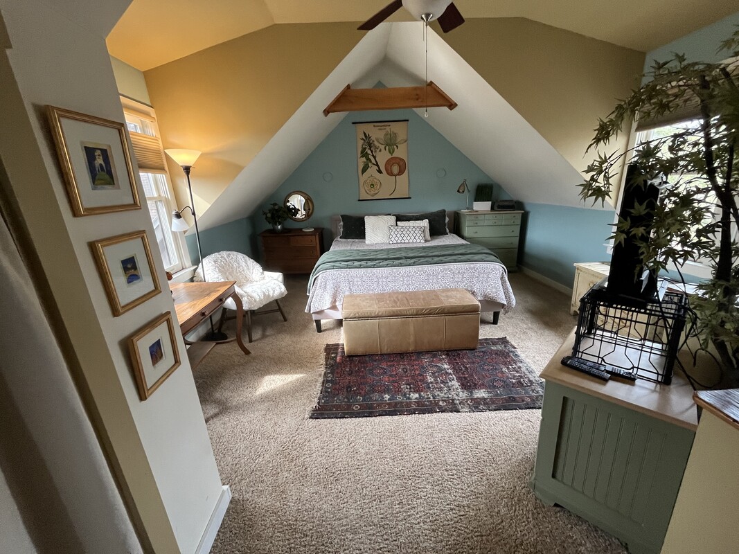 Loft Bedroom- King Bed(Full Room) - 1