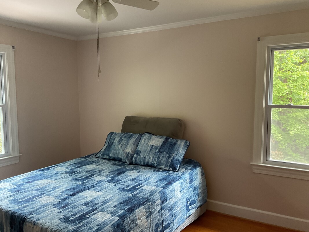 1bedroom 1 Bath(Full Room) - 1