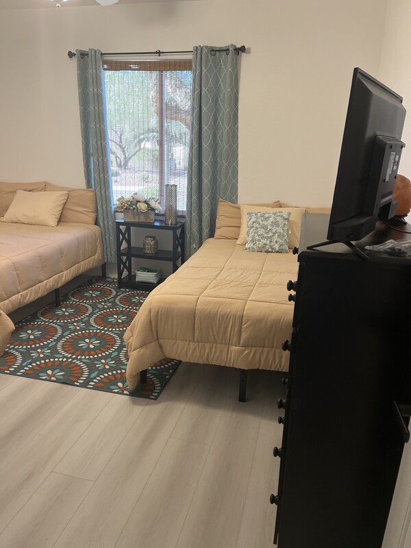 2 Full Beds(Full Room) - 1
