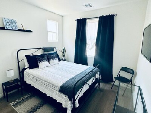 Stylish Private Rooms in New House - Gallery - 13