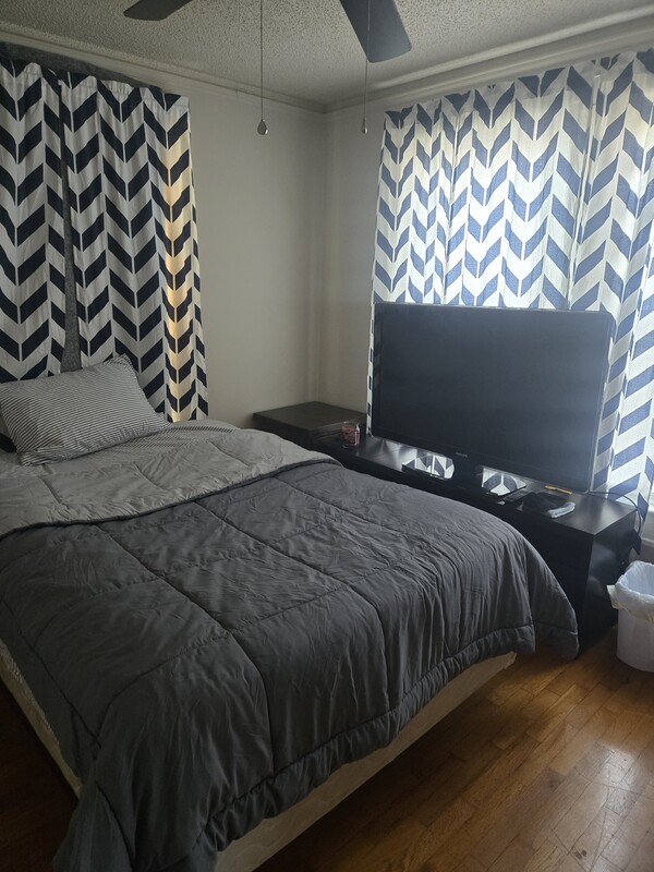 Sapphire Room(Full Room) - 1