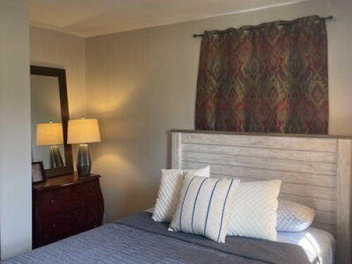 Master Suite Private Retreat  - Gallery - 7