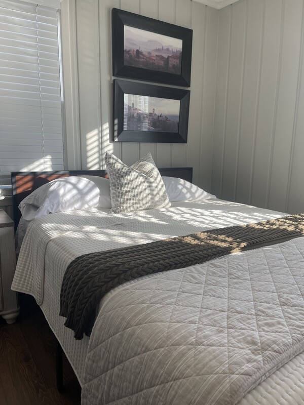 Master Suite (Full Room) - 1
