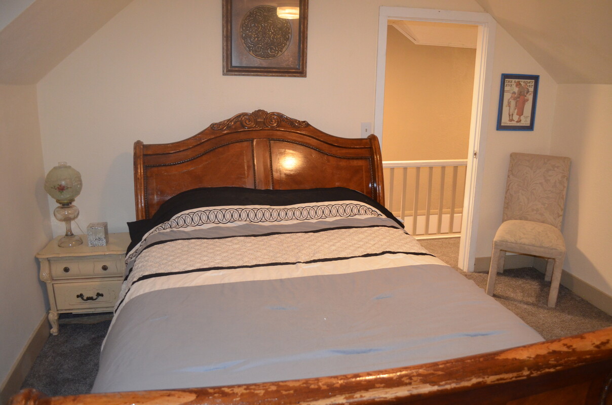 Queen Pillowtop Bedroom(Full Room) - 1