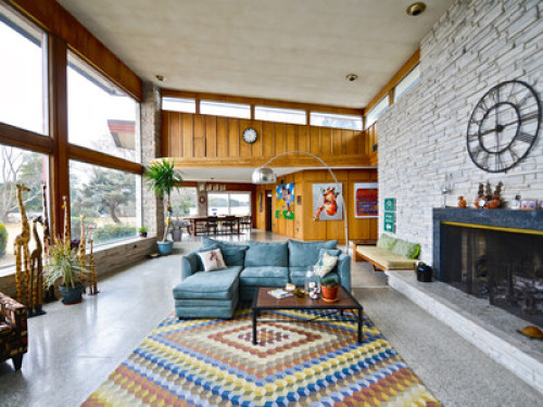 Mid-Century Modern Lakefront Estate - Gallery - 7