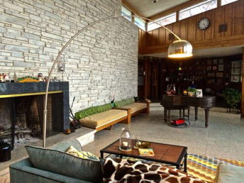 Mid-Century Modern Lakefront Estate - Gallery - 18