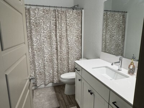 Quiet, Comfortable Room in Owner-Oc - Gallery - 3