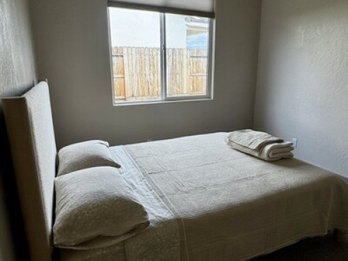 Quiet, Comfortable Room in Owner-Oc - Gallery - 6