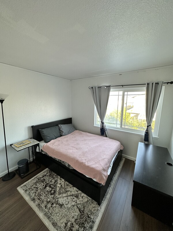 1 Room(Full Room) - 1