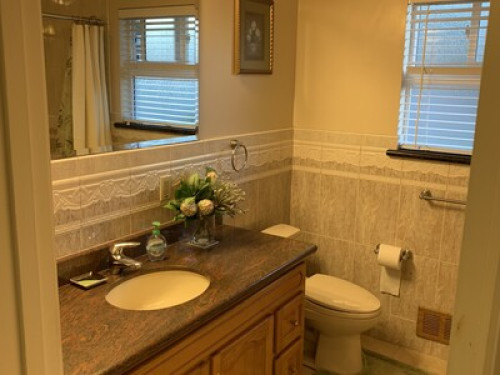 *Available 1 bedroom / 1 bathroom *