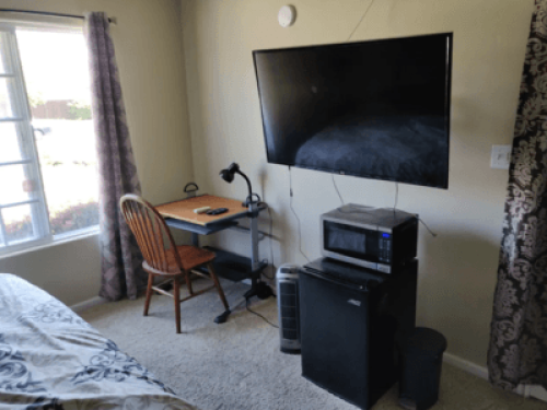Huge French Room+King bed+TV - Gallery - 4