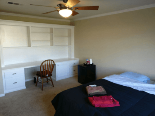 Huge French Room+King bed+TV - Gallery - 3