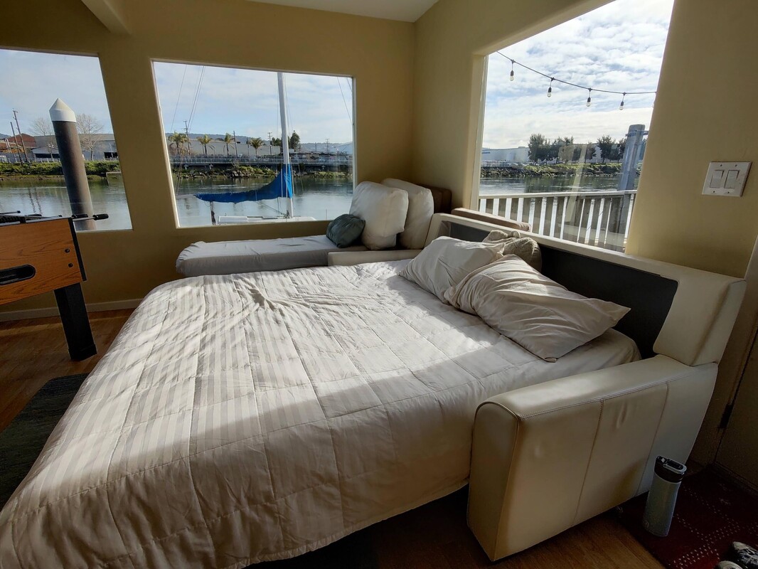Studio On The Water(Single Bed) - 1