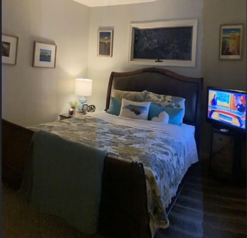 Guest Bedroom(Full Room) - 1