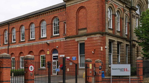 Queen's Hospital Close